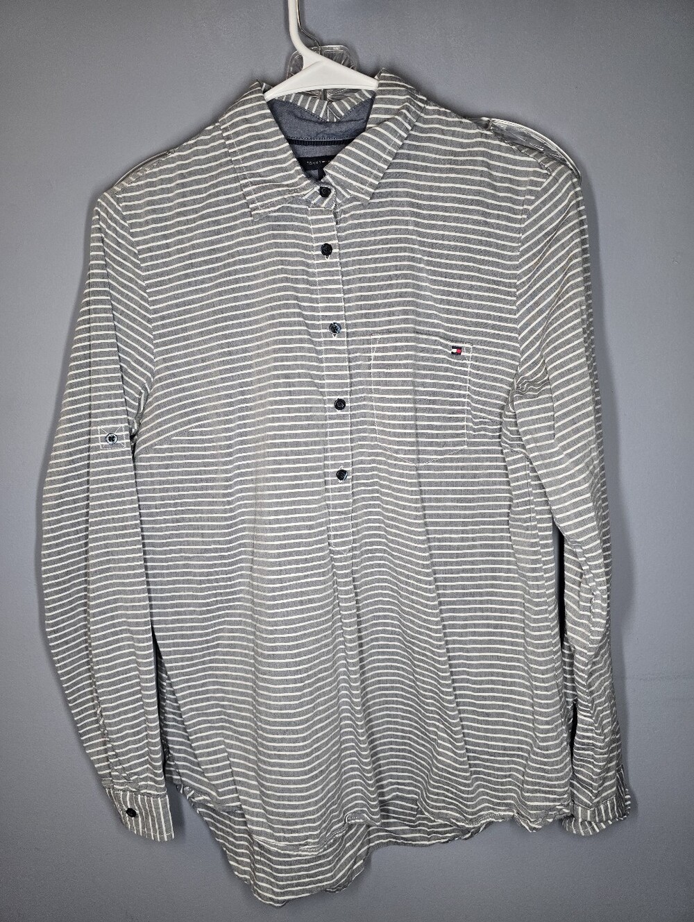 Tommy Hilfiger Striped Pullover Chambray Blouse/Shirt-Womens SMALL-Grey/White